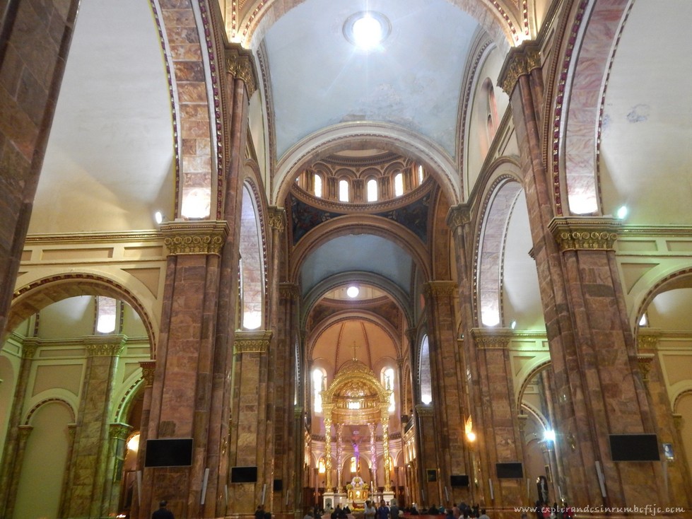 interior catedral cuenca ecuador